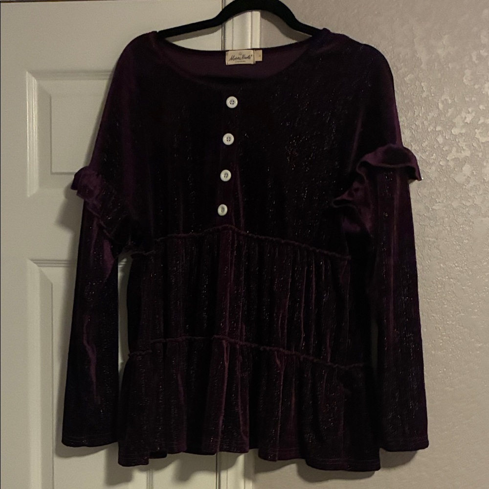 Elegant Velvet Button-Down Blouse in Deep Purple